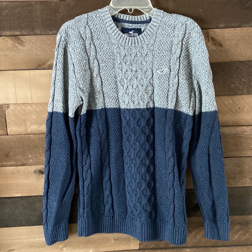 Hollister Cable Knit sweater